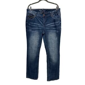 Ariya Jeans Women's Size 16 Blue Wash Bootcut Embellished Pockets Zipper Accents